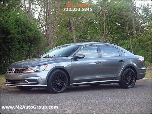 2017 Volkswagen Passat 1.8T SE