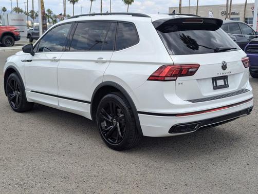 Opal White Pearl 2023 Volkswagen Tiguan 2.0T SE R-Line Black