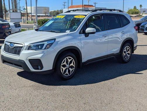 Crystal White Pearl 2021 Subaru Forester Premium