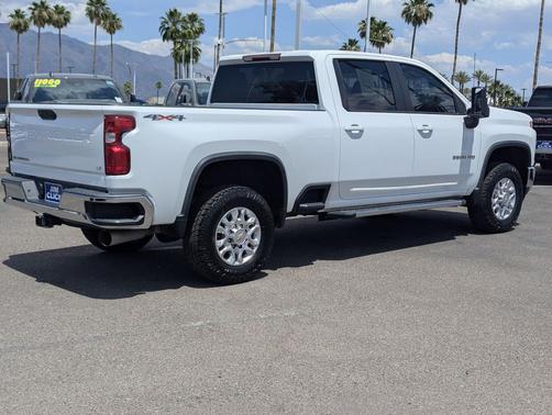 Summit White 2021 Chevrolet Silverado 3500 LT