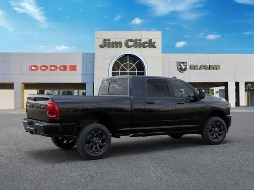 Diamond Black Crystal Pearlcoat 2026 RAM 2500 Laramie Mega Cab 4x4 6'4' Box