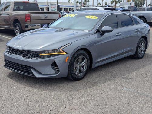 Everlasting Silver 2024 Kia K5 LXS
