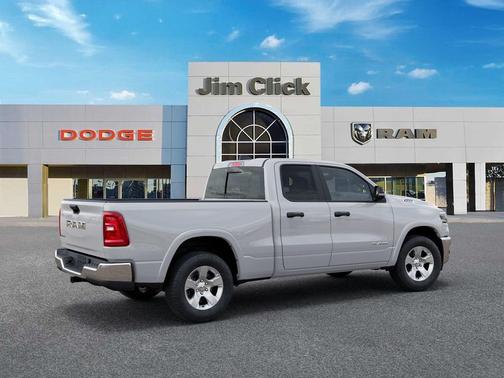 Bright White Clearcoat 2026 RAM 1500 Big Horn/Lone Star
