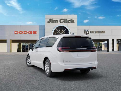 Bright White Clearcoat 2027 Chrysler Pacifica L