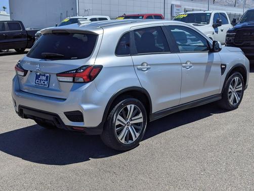 Alloy Silver Metallic 2024 Mitsubishi Outlander Sport 2.0 ES