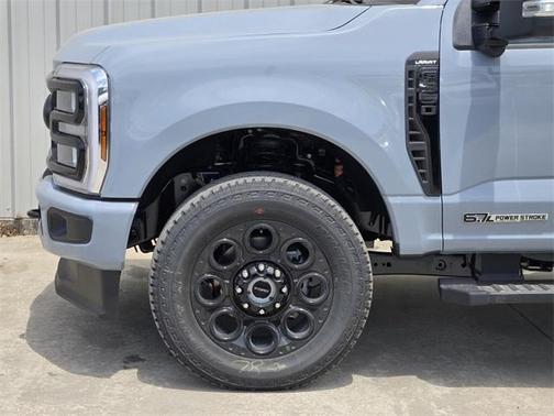2025 Ford F-350 Lariat Super Duty