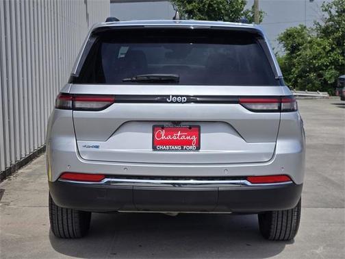 2023 Jeep Grand Cherokee 4xe Base