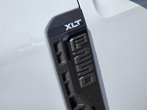 2025 Ford F-250 XLT