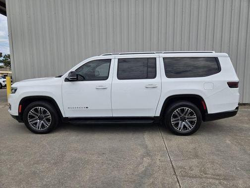 Bright White Clearcoat 2024 Jeep Wagoneer L Base