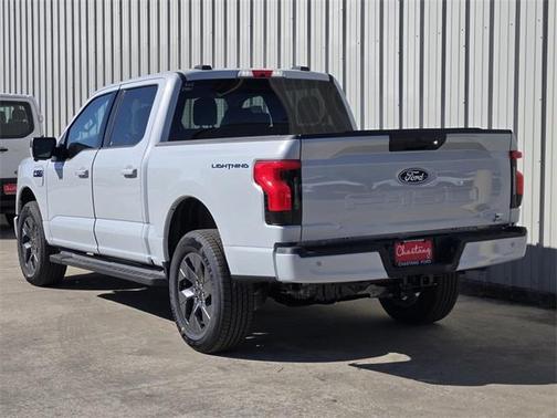 2025 Ford F-150 Lightning Flash
