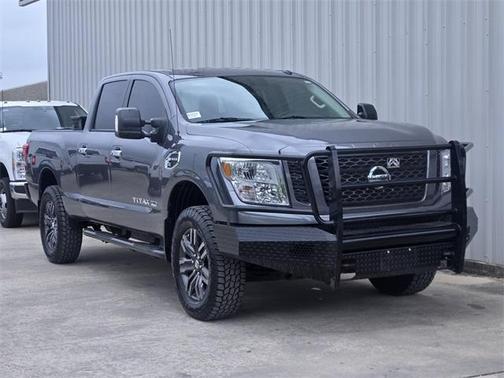2019 Nissan Titan XD SV