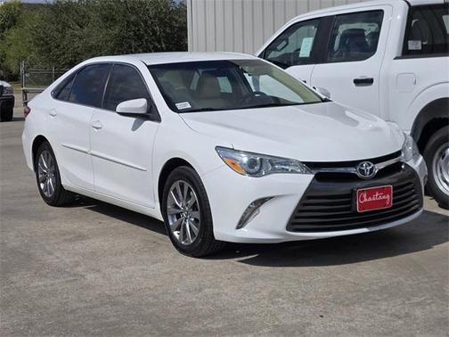2016 Toyota Camry XLE