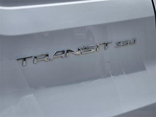 2025 Ford Transit-250 148 WB Medium Roof Cargo