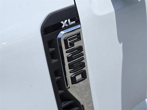 2025 Ford F-250 XL