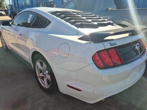 2016 Ford Mustang V6