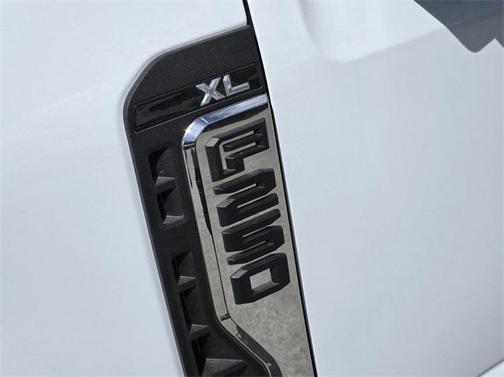 2025 Ford F-250 XL