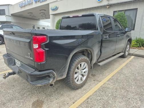 2019 Chevrolet Silverado 1500 Custom