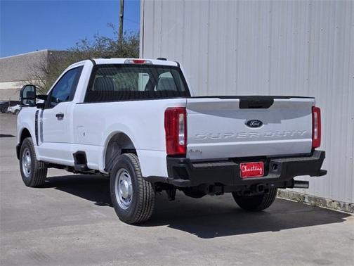2025 Ford F-250 XL