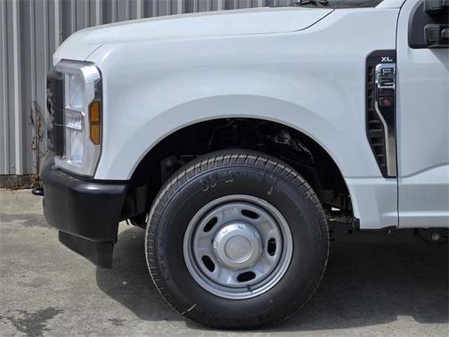 2025 Ford F-250 XL