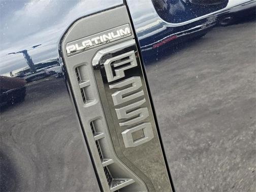 2025 Ford F-250 Platinum