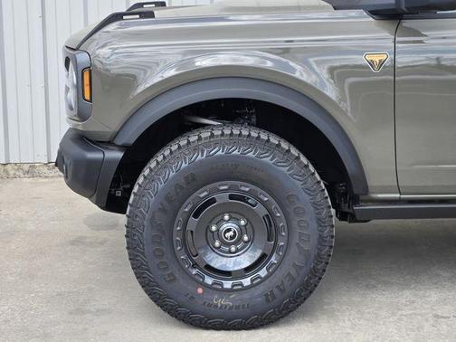 Gray 2025 Ford Bronco Badlands