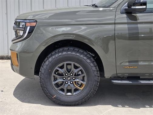 2025 Ford Expedition Tremor