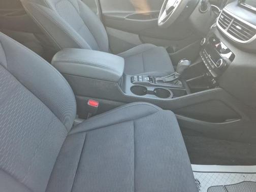 2021 Hyundai TUCSON SEL