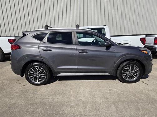 2021 Hyundai TUCSON SEL