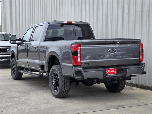 2025 Ford F-350 Lariat Super Duty