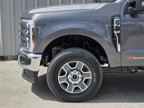 2025 Ford F-350 Lariat Super Duty