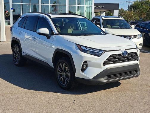2023 Toyota RAV4 Hybrid XLE Premium
