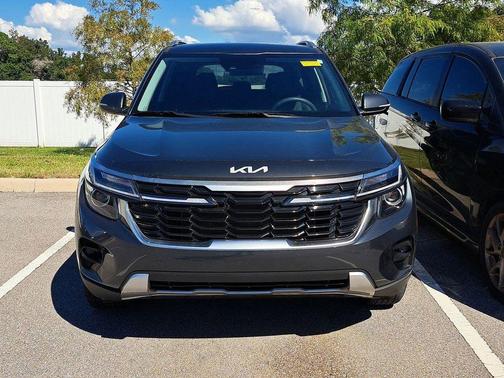 2024 Kia Seltos EX