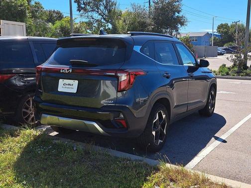 2024 Kia Seltos EX
