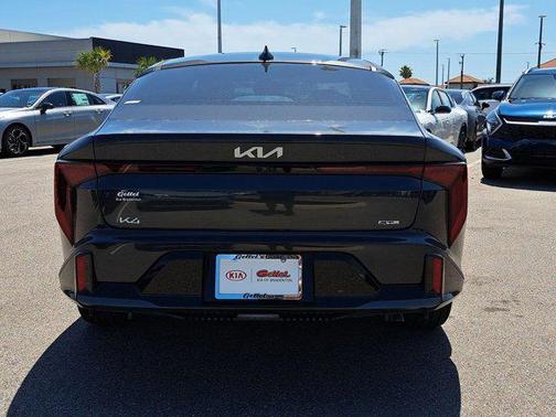 2025 Kia K4 GT-Line