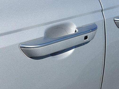 2022 Kia Carnival LXS