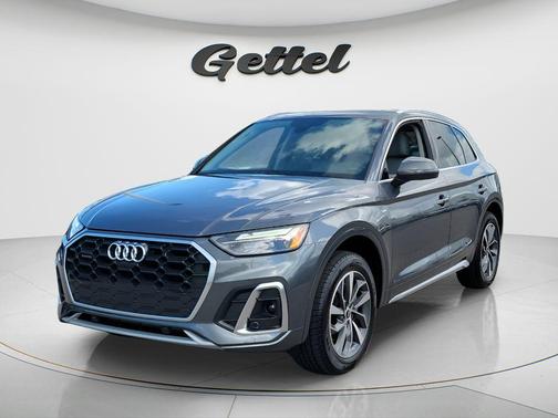 Daytona Gray Pearl Effect 2022 Audi Q5 45 S line Premium Plus