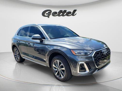 Daytona Gray Pearl Effect 2022 Audi Q5 45 S line Premium Plus