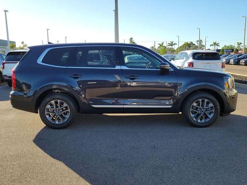2025 Kia Telluride LX