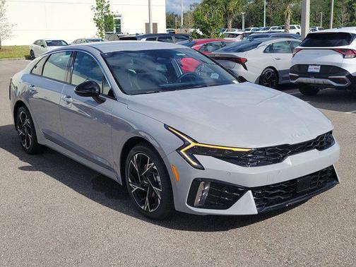 2025 Kia K5 GT-Line