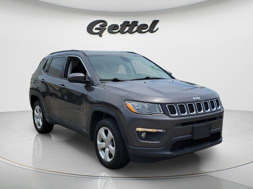 Granite Crystal Metallic Clearcoat 2019 Jeep Compass Latitude