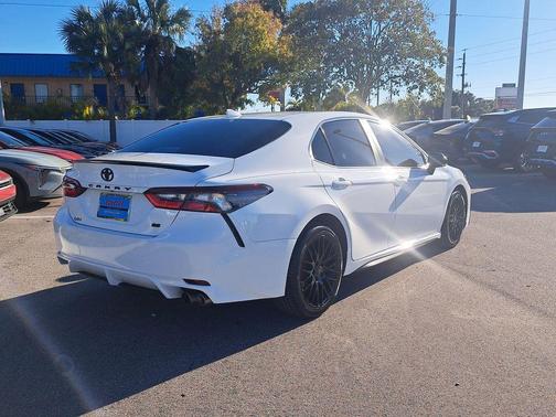 2022 Toyota Camry SE