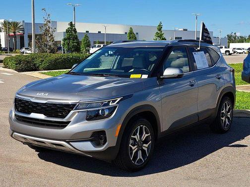 2022 Kia Seltos EX