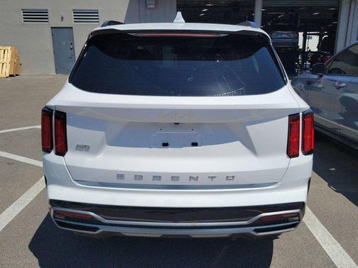 2022 Kia Sorento SX