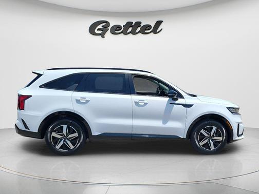 Glacial White Pearl 2022 Kia Sorento S