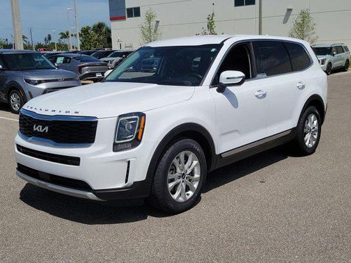 2022 Kia Telluride LX