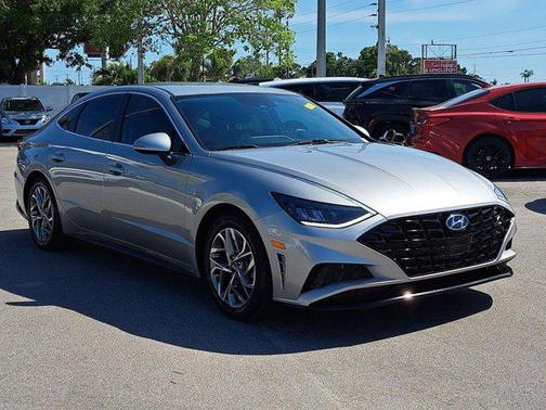 2021 Hyundai SONATA SEL