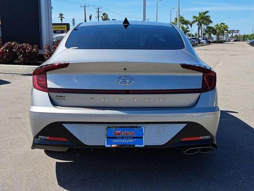 2021 Hyundai SONATA SEL
