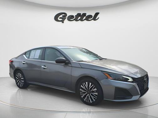 Gun Metallic 2024 Nissan Altima 2.5 SV