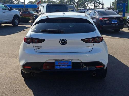 2019 Mazda Mazda3 FWD w/Premium Package