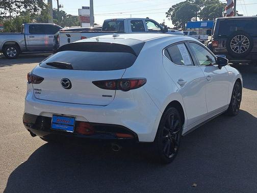 2019 Mazda Mazda3 FWD w/Premium Package